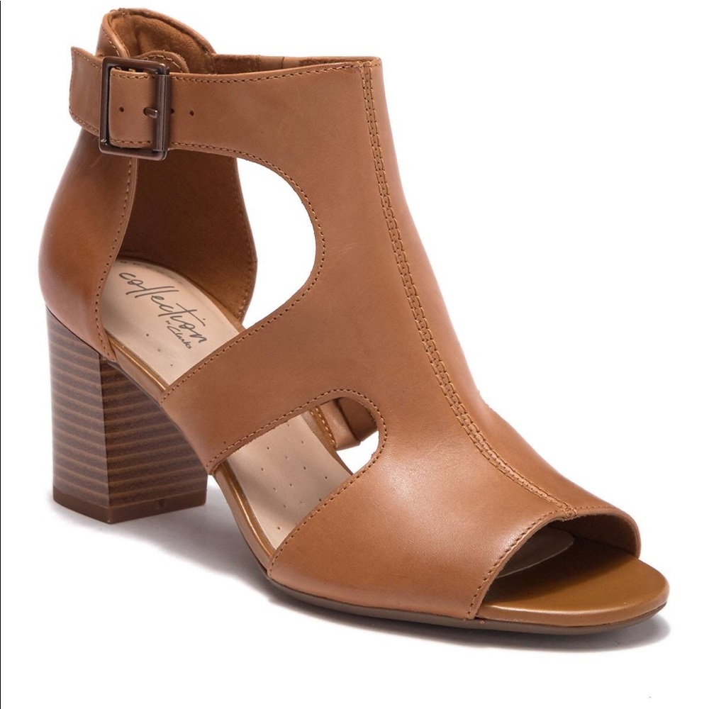 Clarks Tan Deva Heidi Leather Sandal